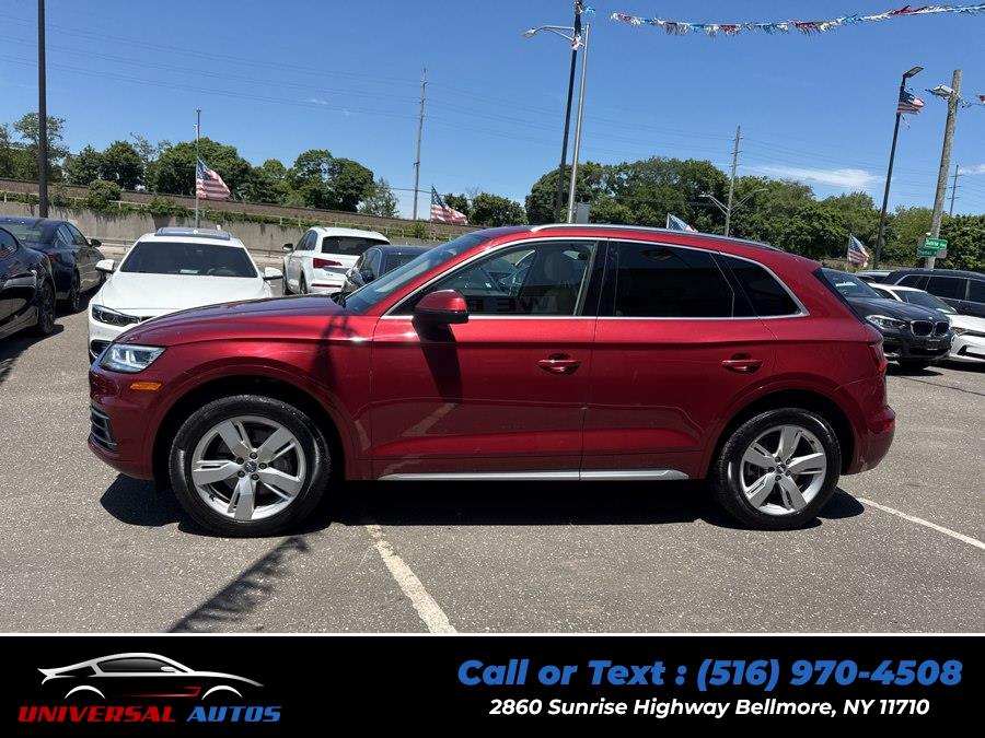 2019 Audi Q5 2.0T quattro S tronic Premium Plus's photo