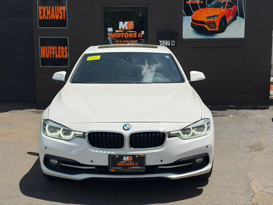 2018 BMW 3 Series 330i xDrive Sedan's photo