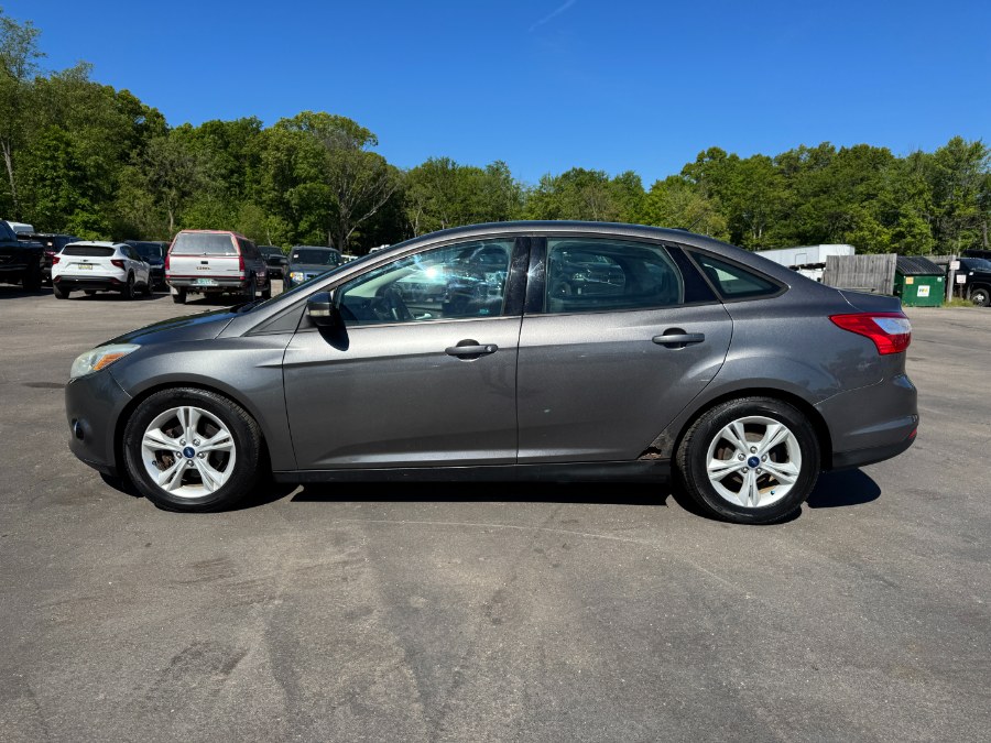 2014 Ford Focus Sedan SE's photo