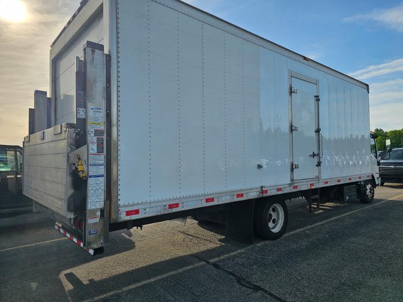 2019 Isuzu NRR's photo