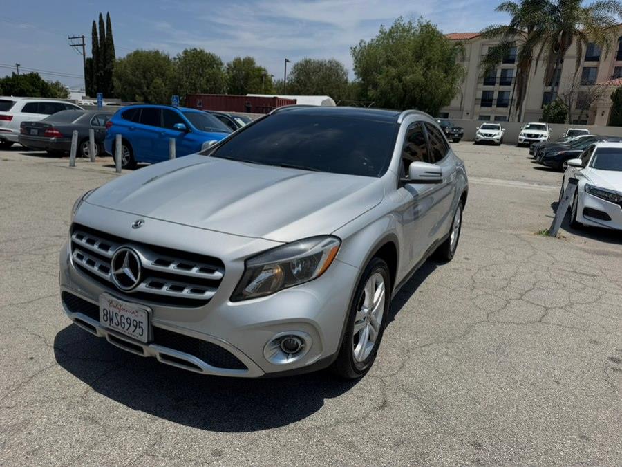 2018 Mercedes-Benz GLA GLA250's photo