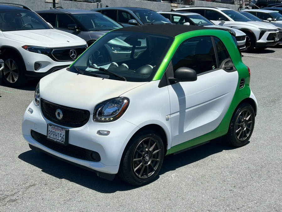 2017 smart fortwo's photo