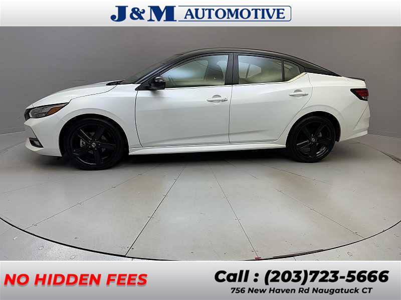 2023 Nissan Sentra SR CVT's photo