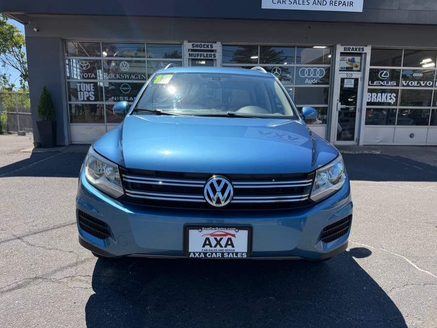 2017 Volkswagen Tiguan 2.0T Wolfsburg Edition 4Motion's photo