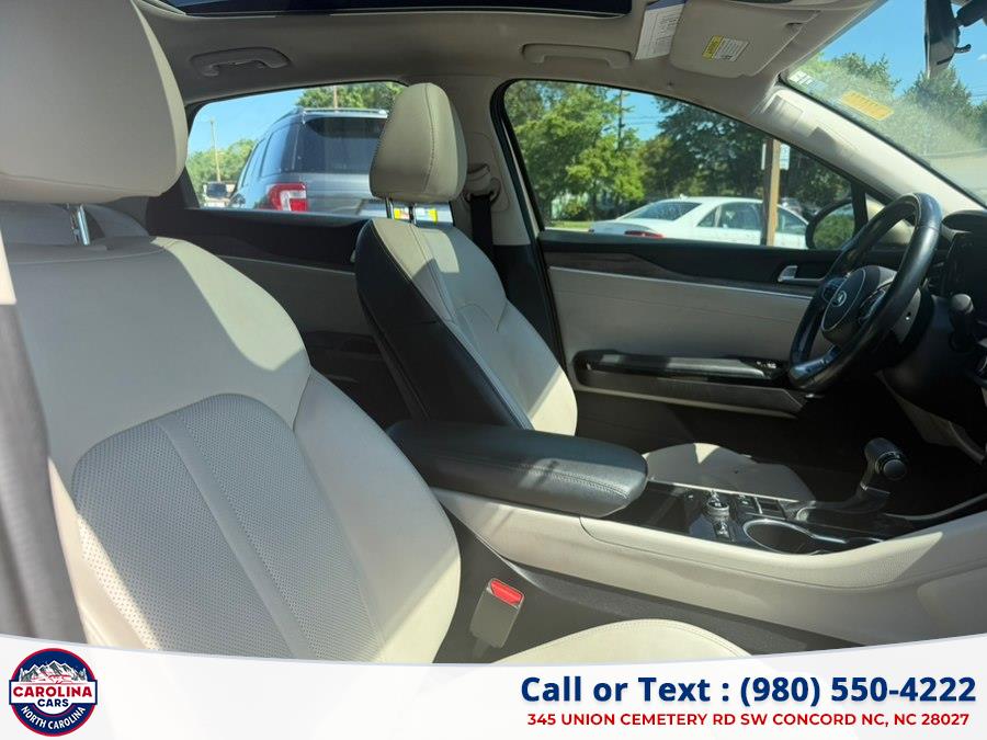 2021 Kia K5 EX - Photo 24