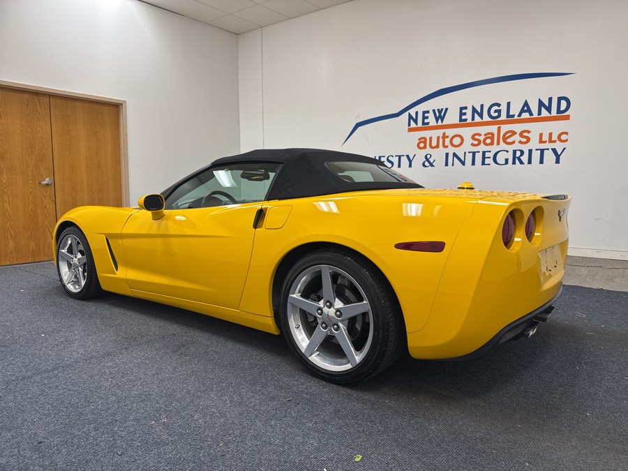 2005 Chevrolet Corvette Convertible's photo