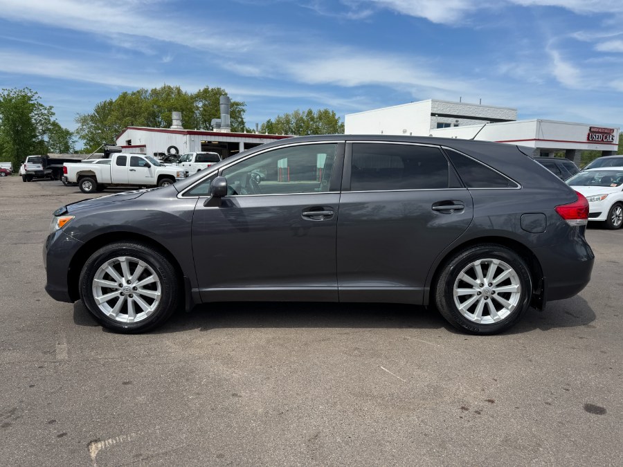 2009 Toyota Venza's photo