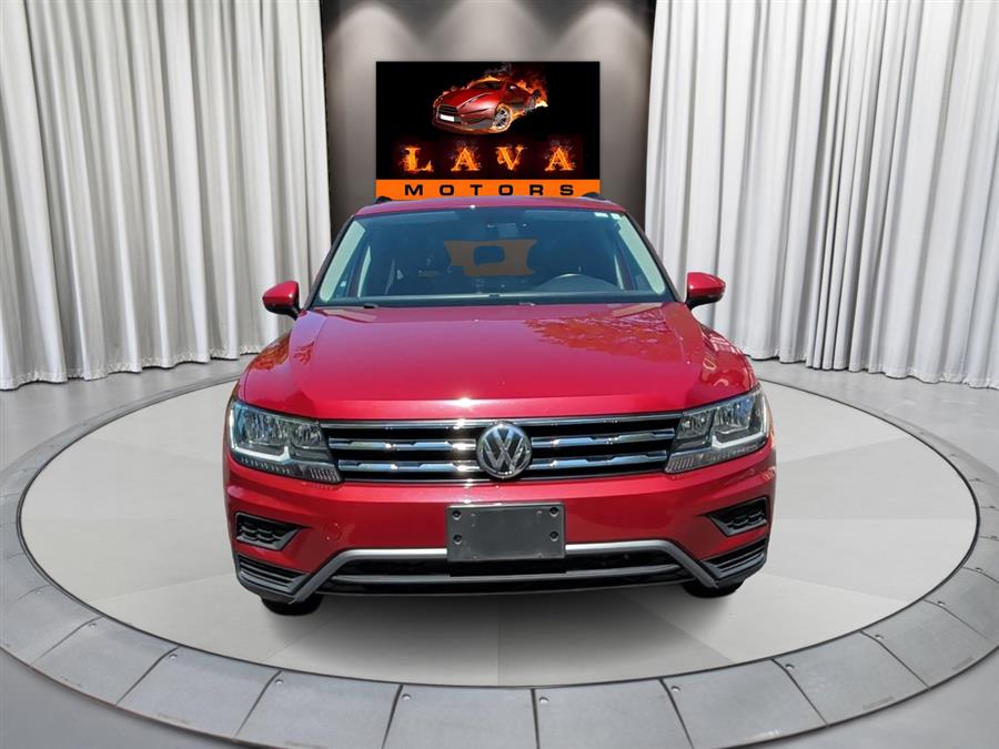 2018 Volkswagen Tiguan 2.0T SE 4Motion's photo
