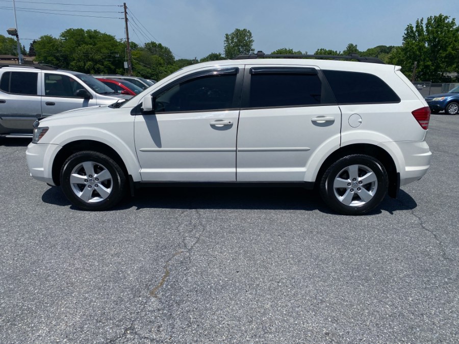 2010 Dodge Journey SXT FWD's photo
