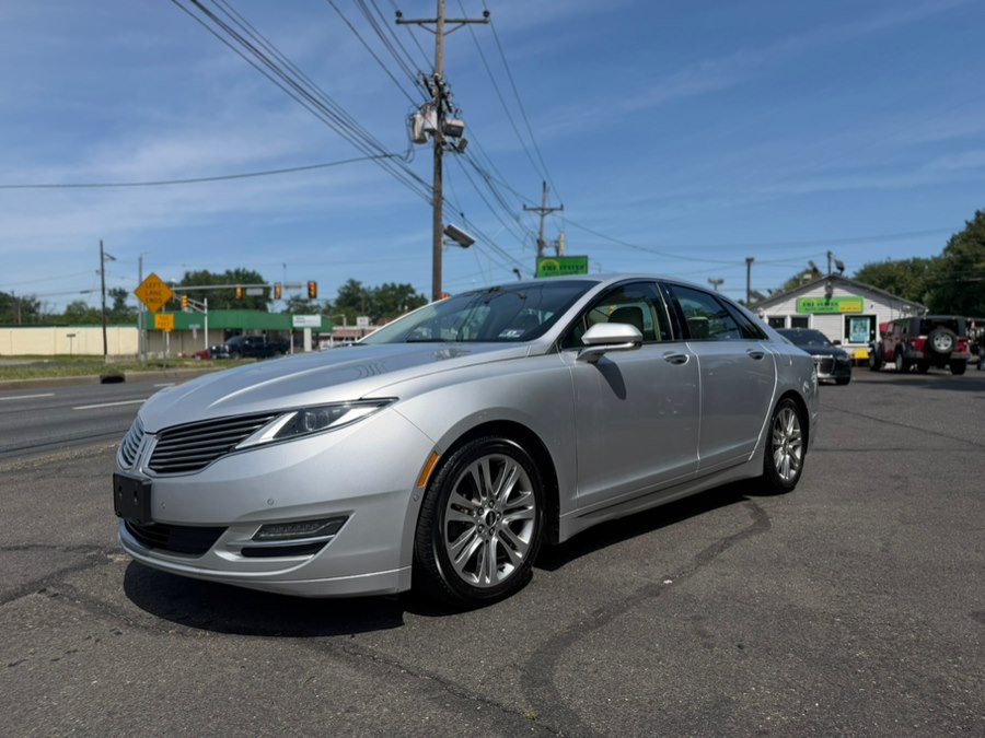 2015 Lincoln MKZ Front Wheel Drive's photo