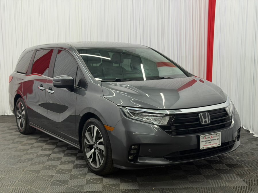 2023 Honda Odyssey Touring's photo