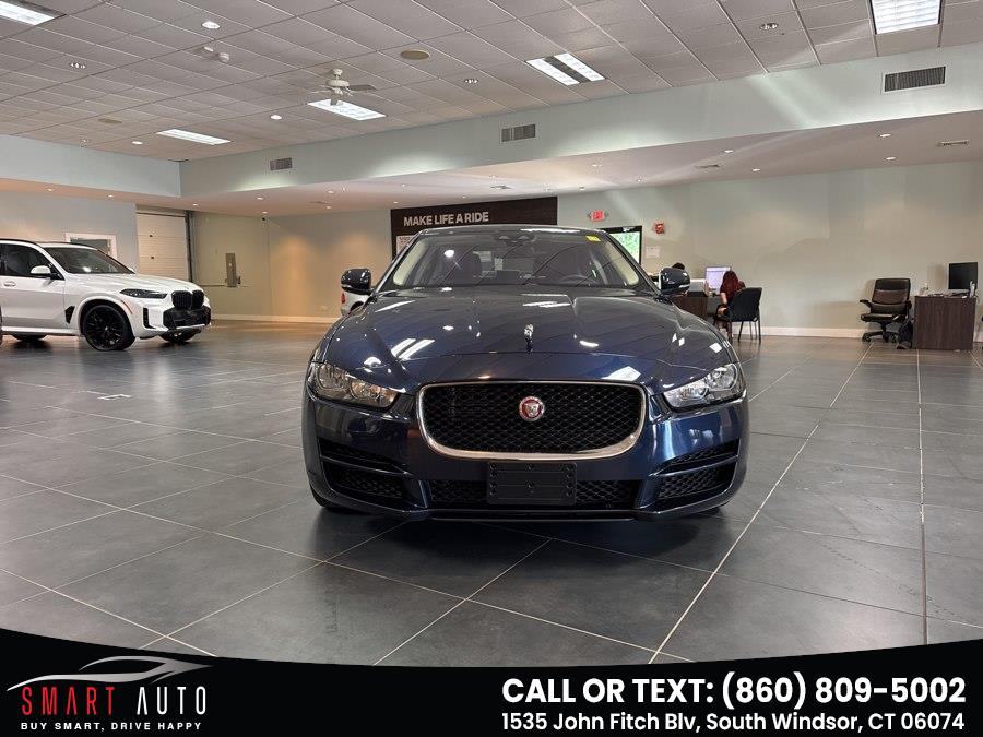 2017 Jaguar XE 25t Premium's photo