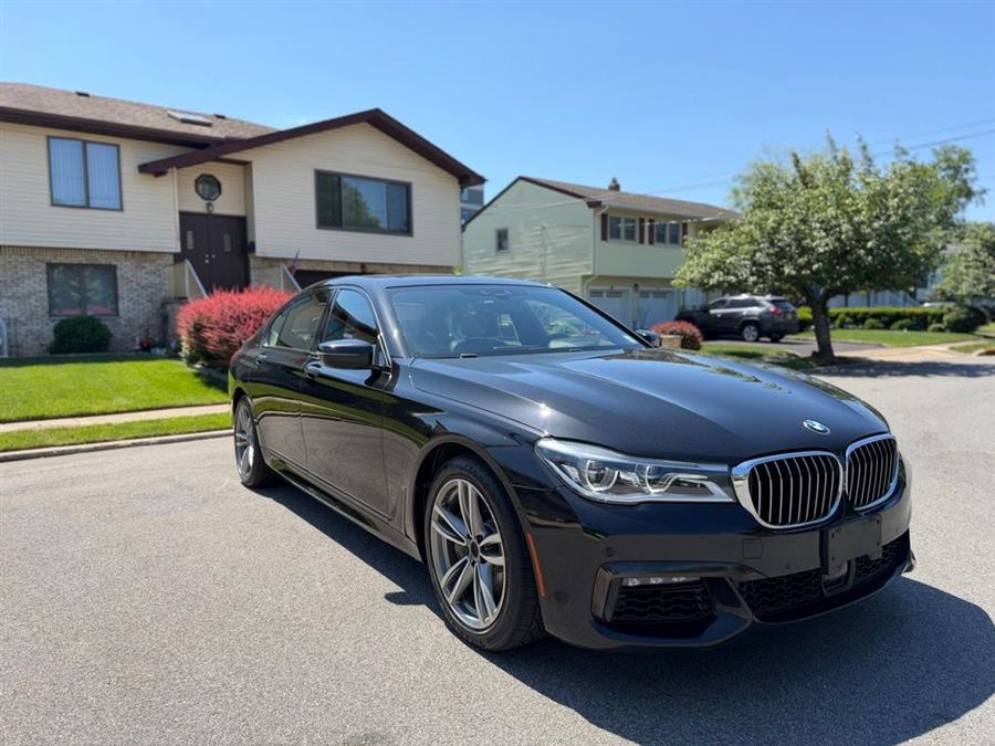 2019 BMW 7 Series 750i xDrive's photo