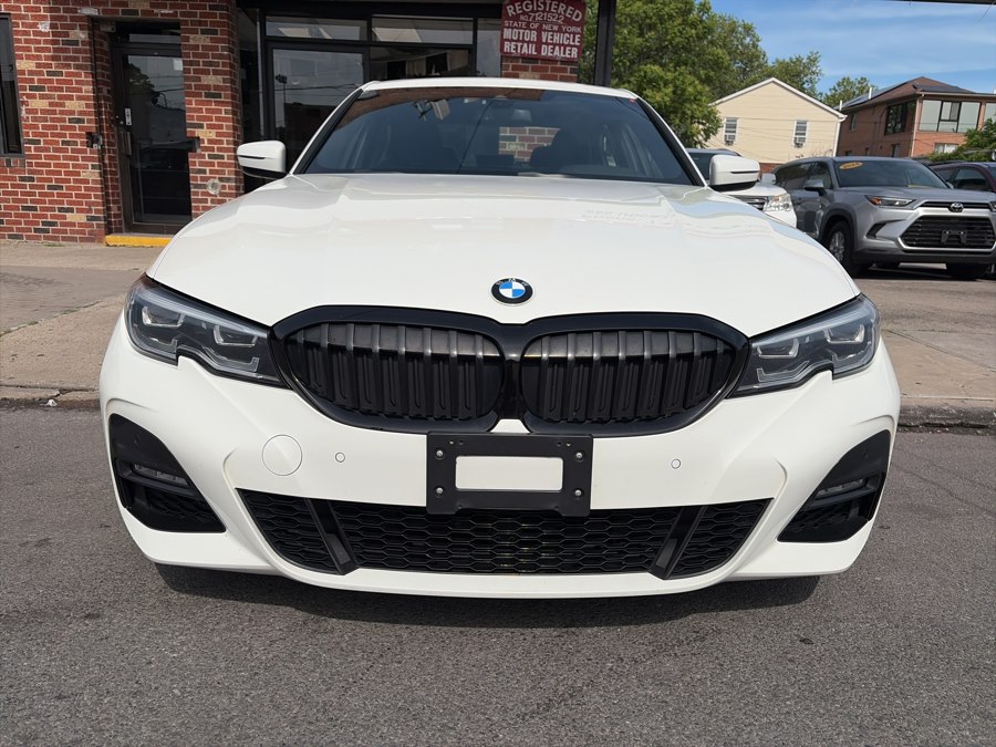 2021 BMW 3 Series 330i xDrive Sedan's photo