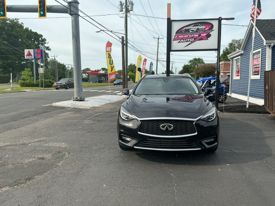 2019 INFINITI QX30's photo