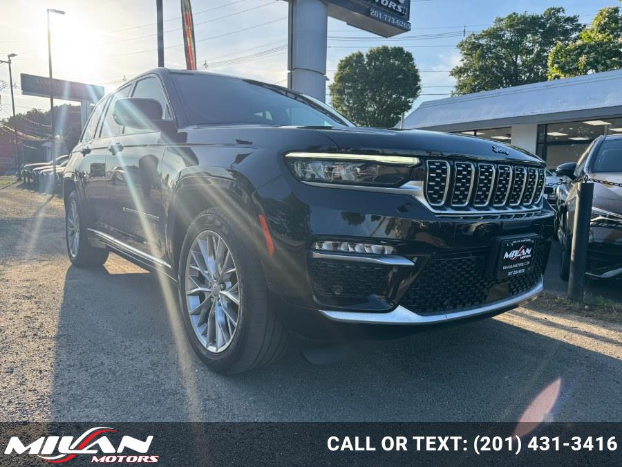 2022 Jeep Grand Cherokee Summit 4x4's photo