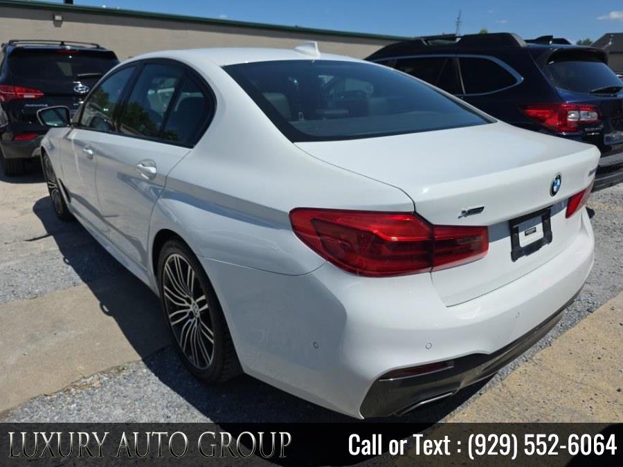 2019 BMW 5 Series 530i xDrive Sedan's photo