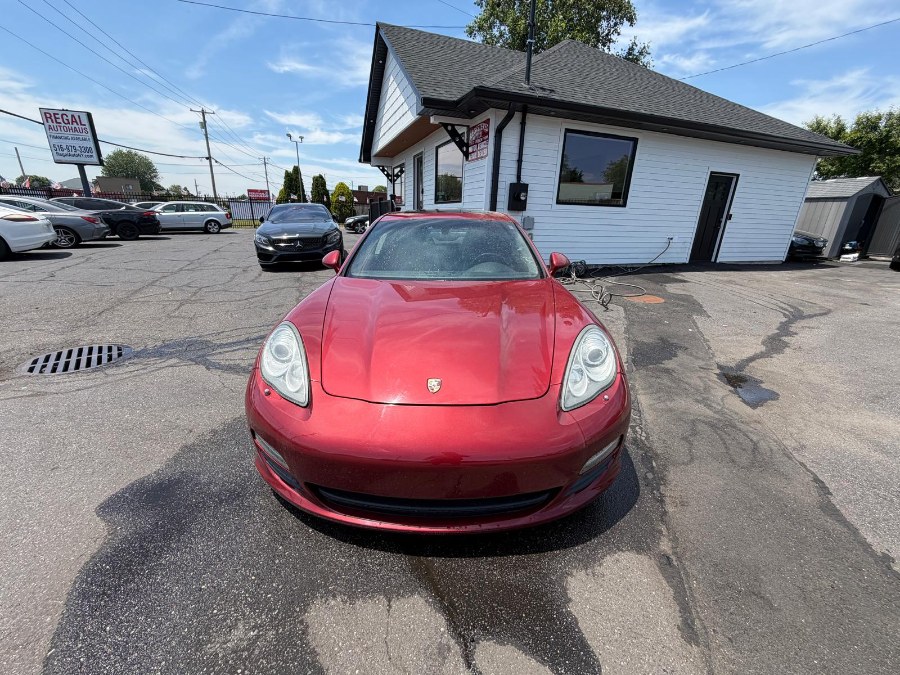 2010 Porsche Panamera S's photo