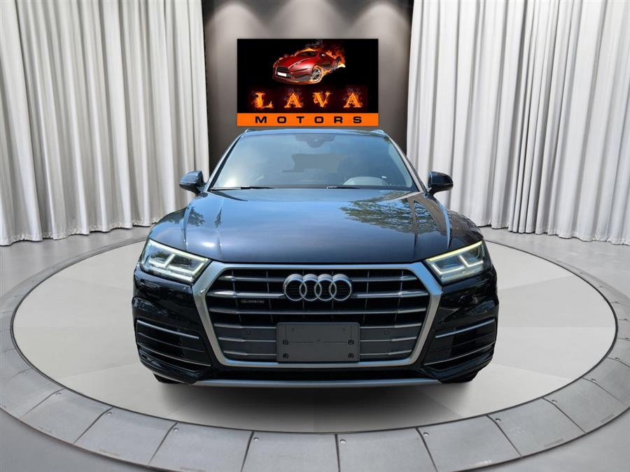 2018 Audi Q5 2.0T quattro S tronic Premium Plus's photo