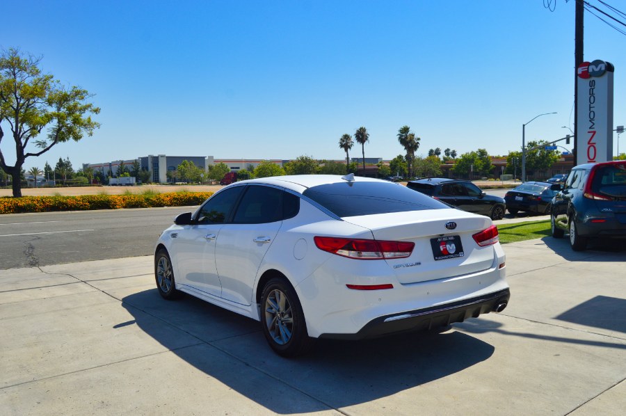 2019 Kia Optima LX AT's photo