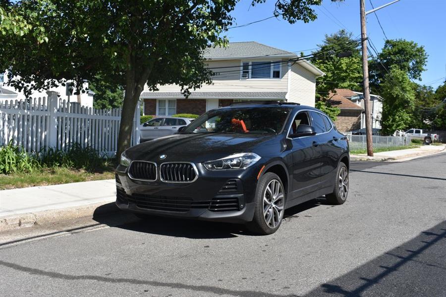 2022 BMW X2 sDrive28i's photo