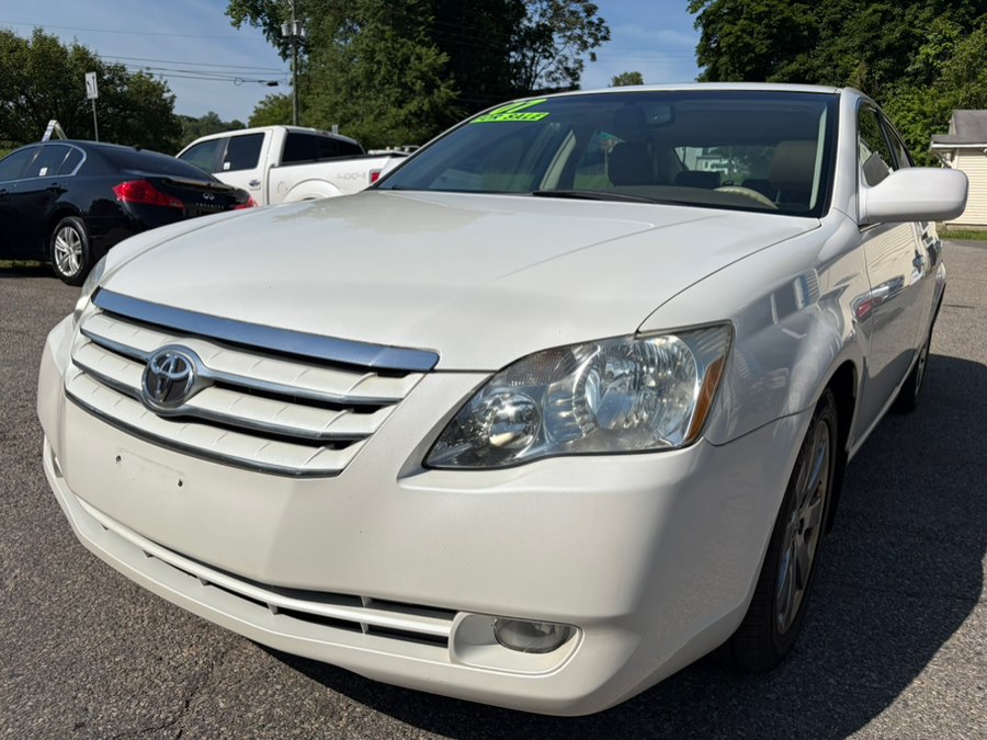2007 Toyota Avalon XL's photo