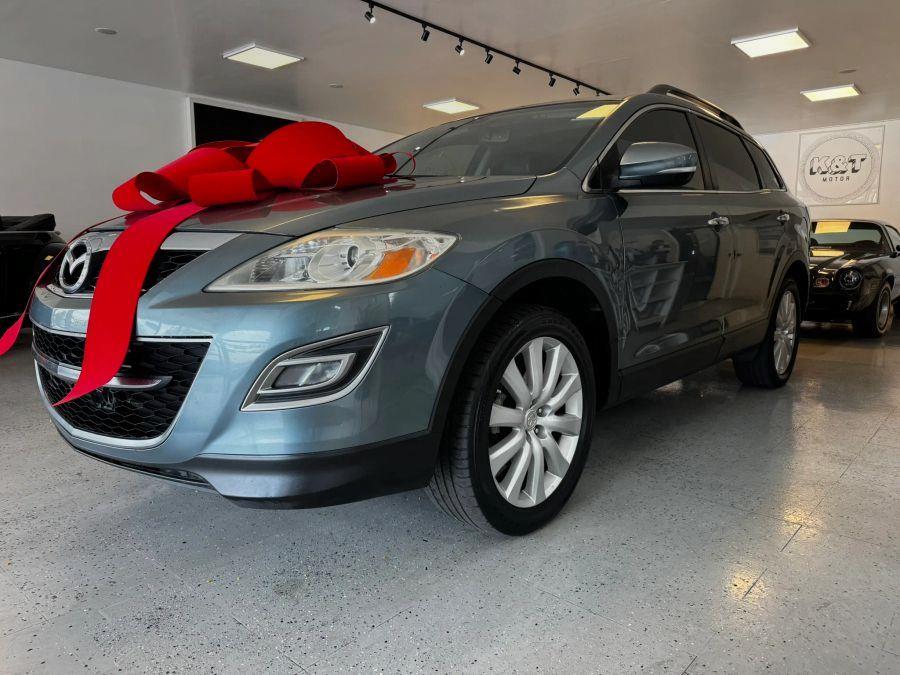 2010 Mazda CX-9's photo