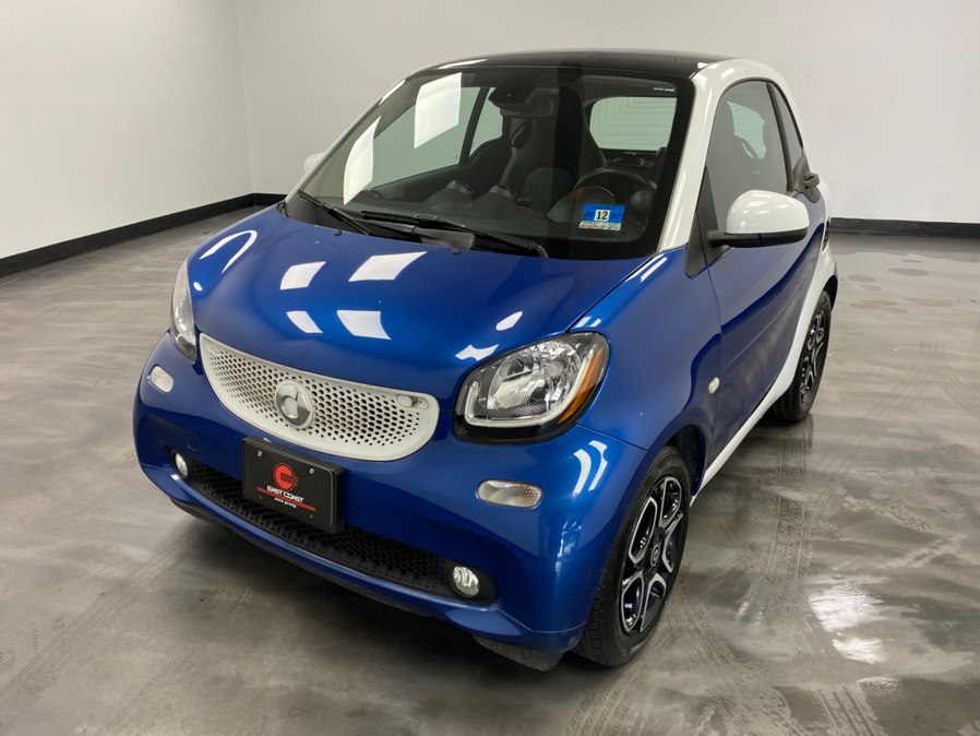 2017 smart fortwo prime coupe's photo