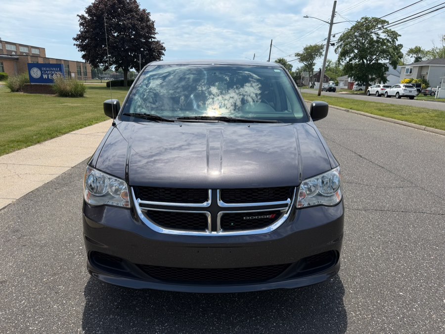 2018 Dodge Grand Caravan SE's photo