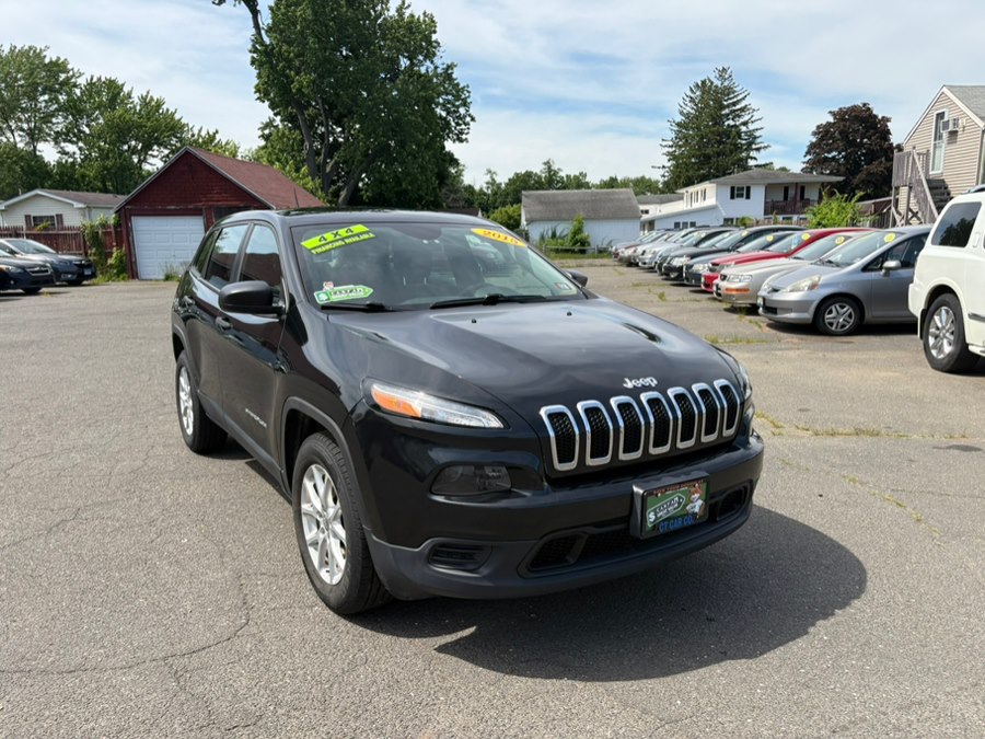 2015 Jeep Cherokee 4WD 4dr Sport, available for sale in East Windsor, Connecticut | CT Car Co LLC. East Windsor, Connecticut