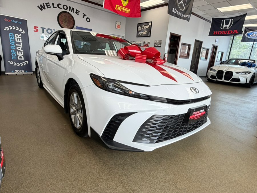 2025 Toyota Camry's photo