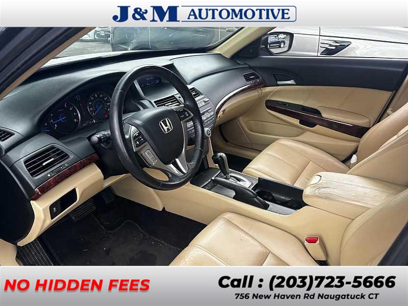 2011 Honda Accord EX-L V6 2WD w/Navi's photo