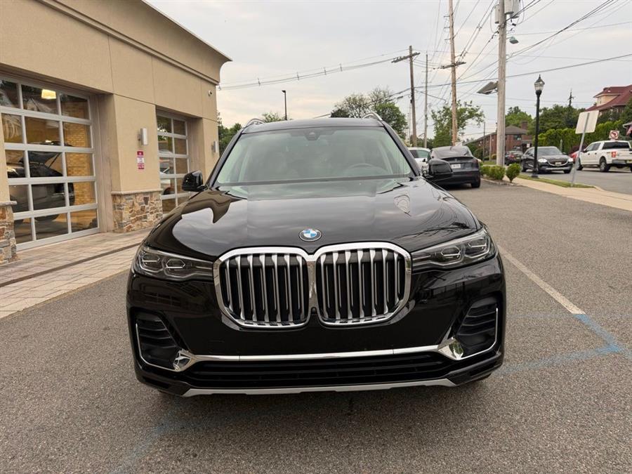 2021 BMW X7 xDrive40i's photo