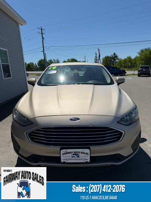 2019 Ford Fusion SE's photo