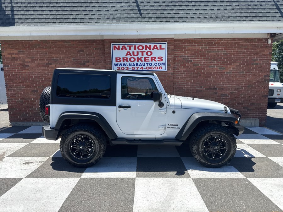 2016 Jeep Wrangler Sport S's photo