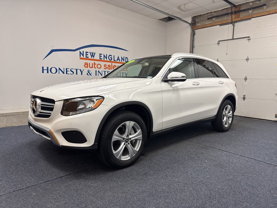 2018 Mercedes-Benz GLC-Class GLC 300 AWD photo