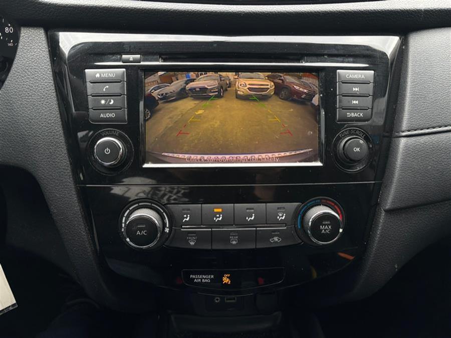 2018 Nissan Rogue S - Photo 11