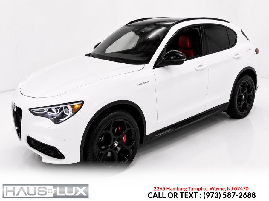 2024 Alfa Romeo Stelvio Veloce AWD's photo