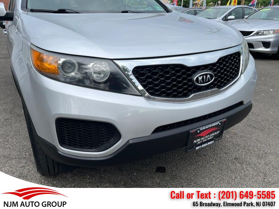 2012 Kia Sorento LX AT 4WD's photo